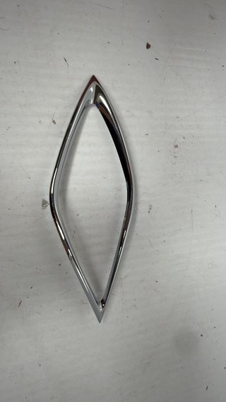 Embellecedor intermitente delantero derecho para Piaggio, Sport City 125. Ref. AP8178072