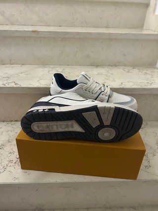 Trainer taglia 43
