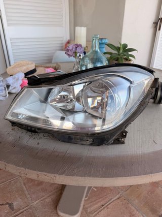Faro Mercedes Clase C W204
