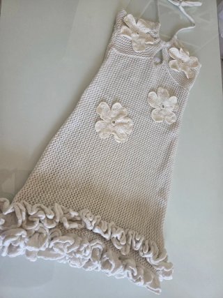 Vestido de crochet blanco con flores