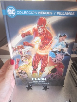 23 primeros comics de DC héroes y villanos SALVAT