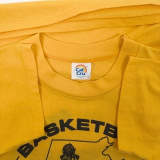 Cal Cru x Puma UMass Basketball Vintage T-Shirt S