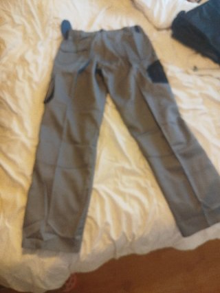 Pantalón de trabajo gris nuevo