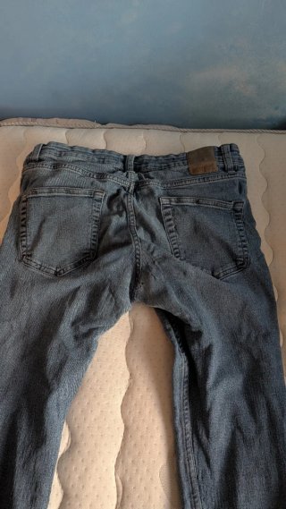 Pantalón vaquero azul marino