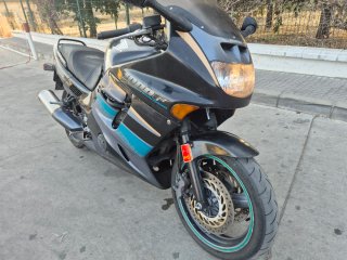 Honda CBR1000F