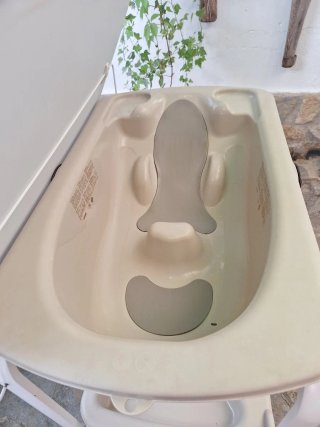 Cambiador Jane con bañera