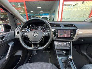 VOLKSWAGEN Touran Advance 2.0 TDI 110kW 150CV