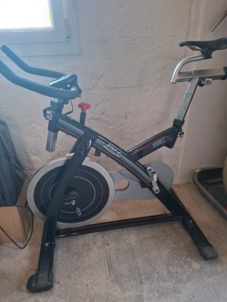 Bicicleta Estática BH Fitness Indoor