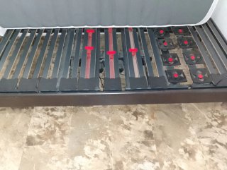 Cama clínica eléctrica sin colchón