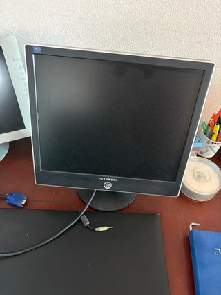 Pantalla de ordenador Hyundai