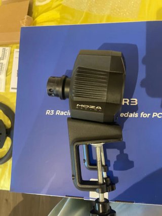 Volante MOZA Racing R3 + Pedales SR-P Lite