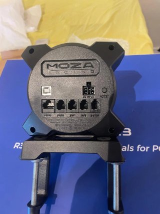 Volante MOZA Racing R3 + Pedales SR-P Lite