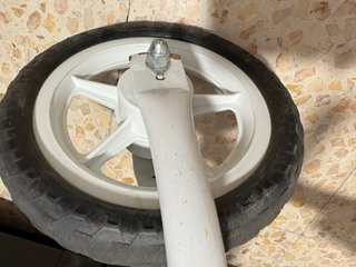 Bicicleta de aprendizaje rosa