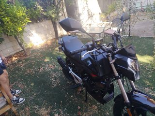 Moto Keeway RKS 125cc Negra 2025