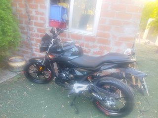 Moto Keeway RKS 125cc Negra 2025