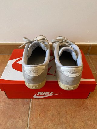 Nike Court Vintage T44