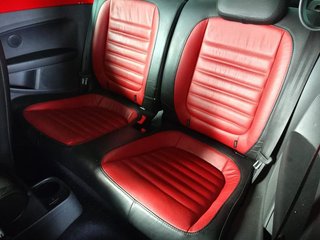 2012 Volkswagen Beetle 1.6 TDI 105cv Beetlemanía