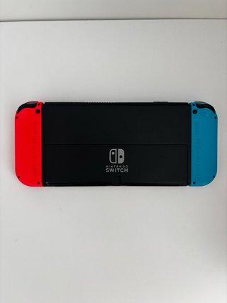 Nintendo Switch OLED entera +3 juegos