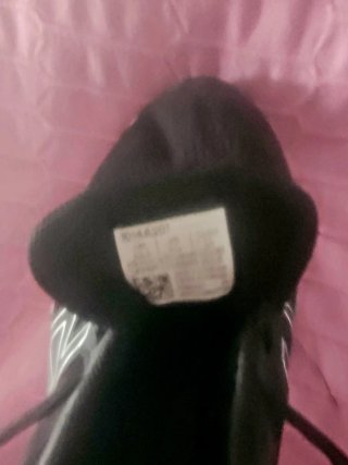 Zapatillas ASICS Talla 37 Negras y Blancas