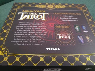 Baraja del Tarot Dorada Tikal