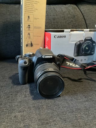 Canon EOS500D +Trípode+Caja Original+Accesorios