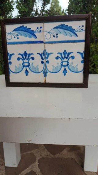 4 Azulejos Antiguos cerámicos Azules y blancos