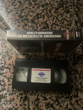 VHS Harley Davidson La Motocicleta Americana