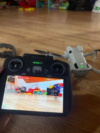 Dron DJI Mini 4 Pro