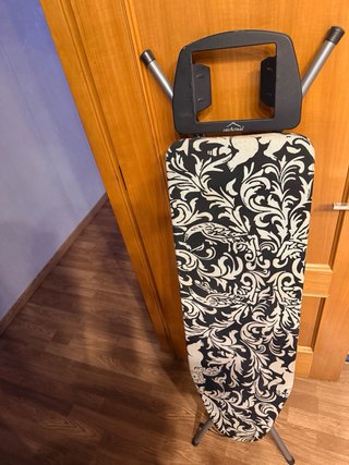 Tabla de planchar con funda estampada