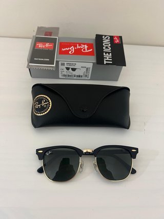 Gafas Ray-Ban Clubmaster Negras y Doradas