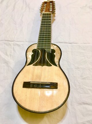 Charango Boliviano con Estuche