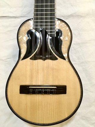 Charango Boliviano con Estuche