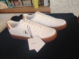 Zapatillas Calvin Klein Blancas y Marrones