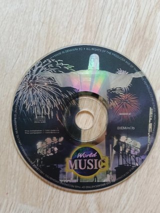CD World Music - Compilación 1999