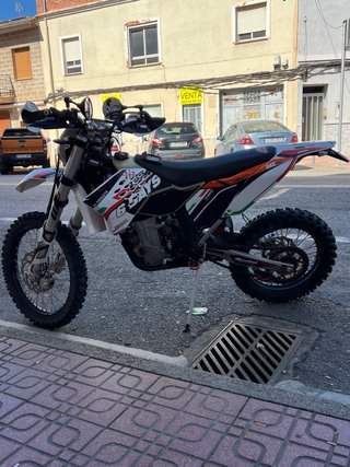 KTM 530 EXC SIX DAYS Enduro Moto