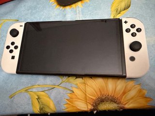Nintendo Switch OLED Bianca - Completa di scatola