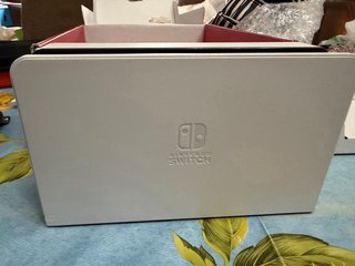 Nintendo Switch OLED Bianca - Completa di scatola