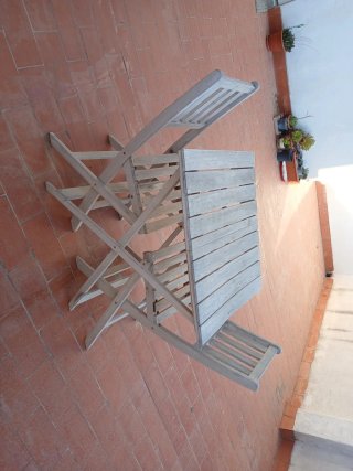 Mesa y Sillas de Jardín Plegables