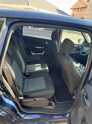Ford S-MAX 2014