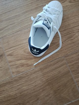 Tenis Adidas Superstar Blancos y Azules