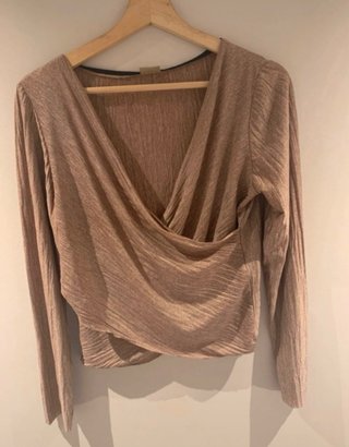 Camiseta manga larga drapeada beige