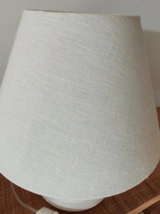 Lámpara de mesa Zara Home Beige