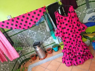 Traje de flamenca con mantoncillo incluido