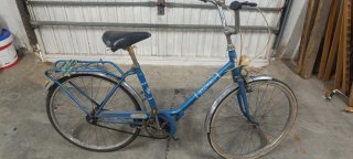 Bicicleta BH azul