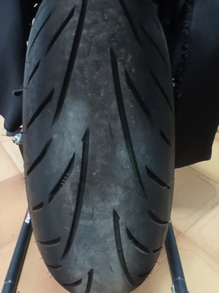 Kawasaki Z750 2011 Blanca