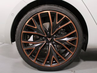 CUPRA Leon 2025