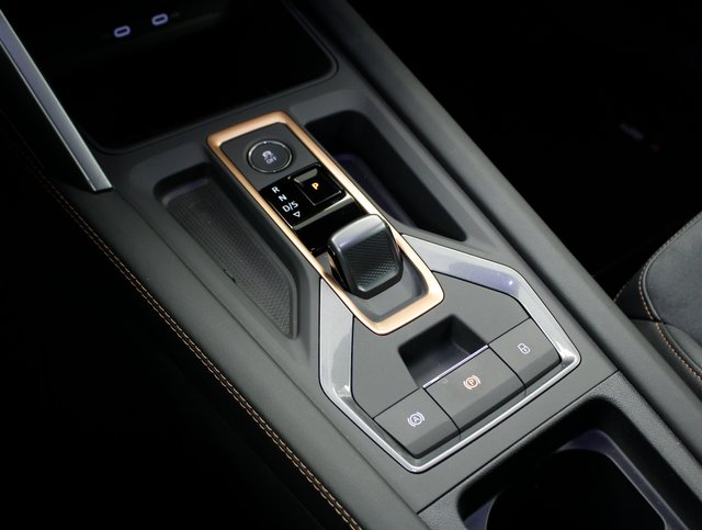 CUPRA Leon 2025