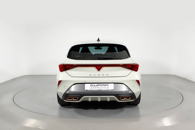 CUPRA Leon 2025