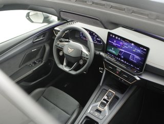 CUPRA Leon 2025