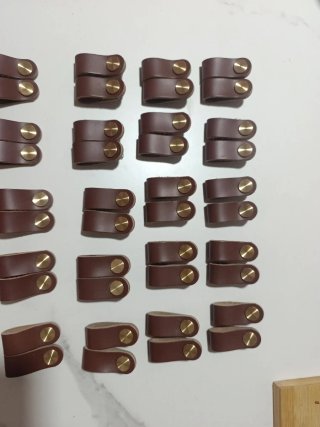 44 piezas tirador polipiel con botón dorado